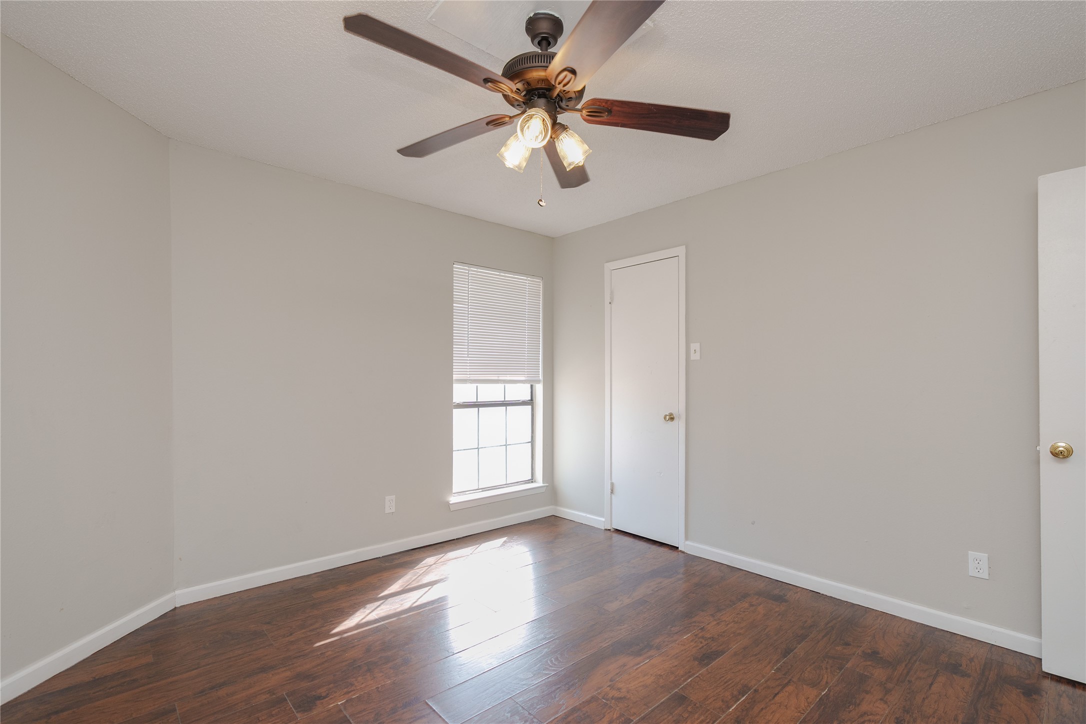 2813 Wimbledon Court Garland TX 75041