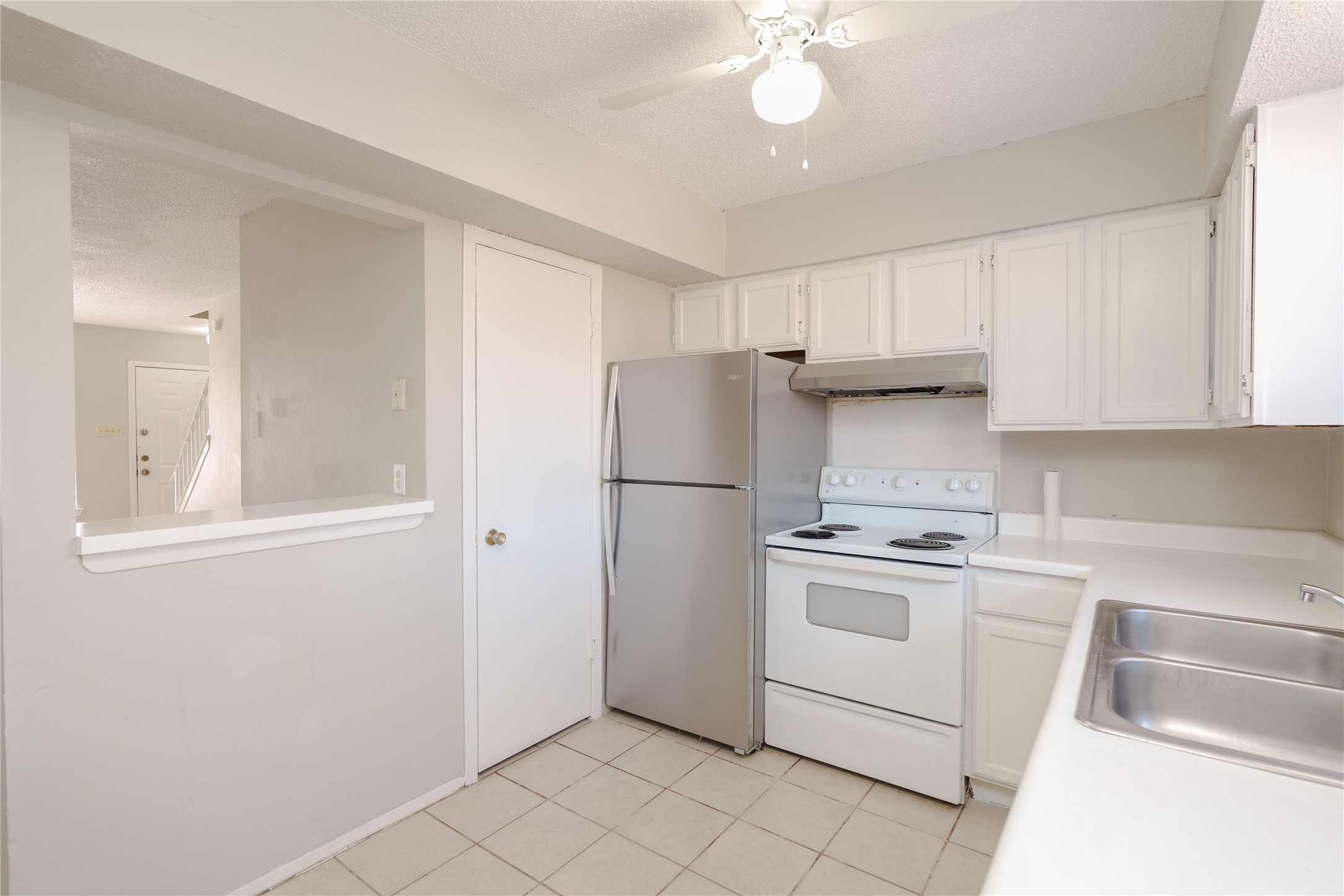 2813 Wimbledon Court Garland TX 75041