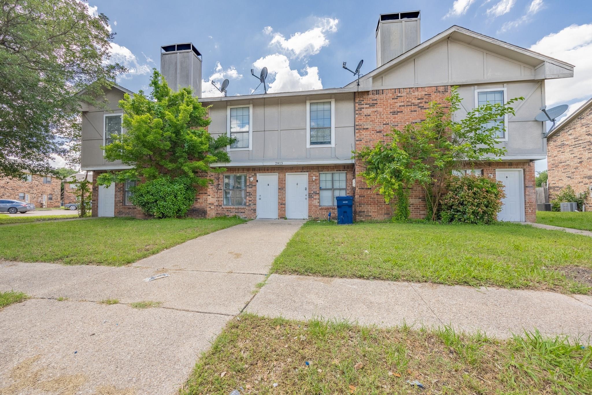 2813 Wimbledon Court Garland TX 75041