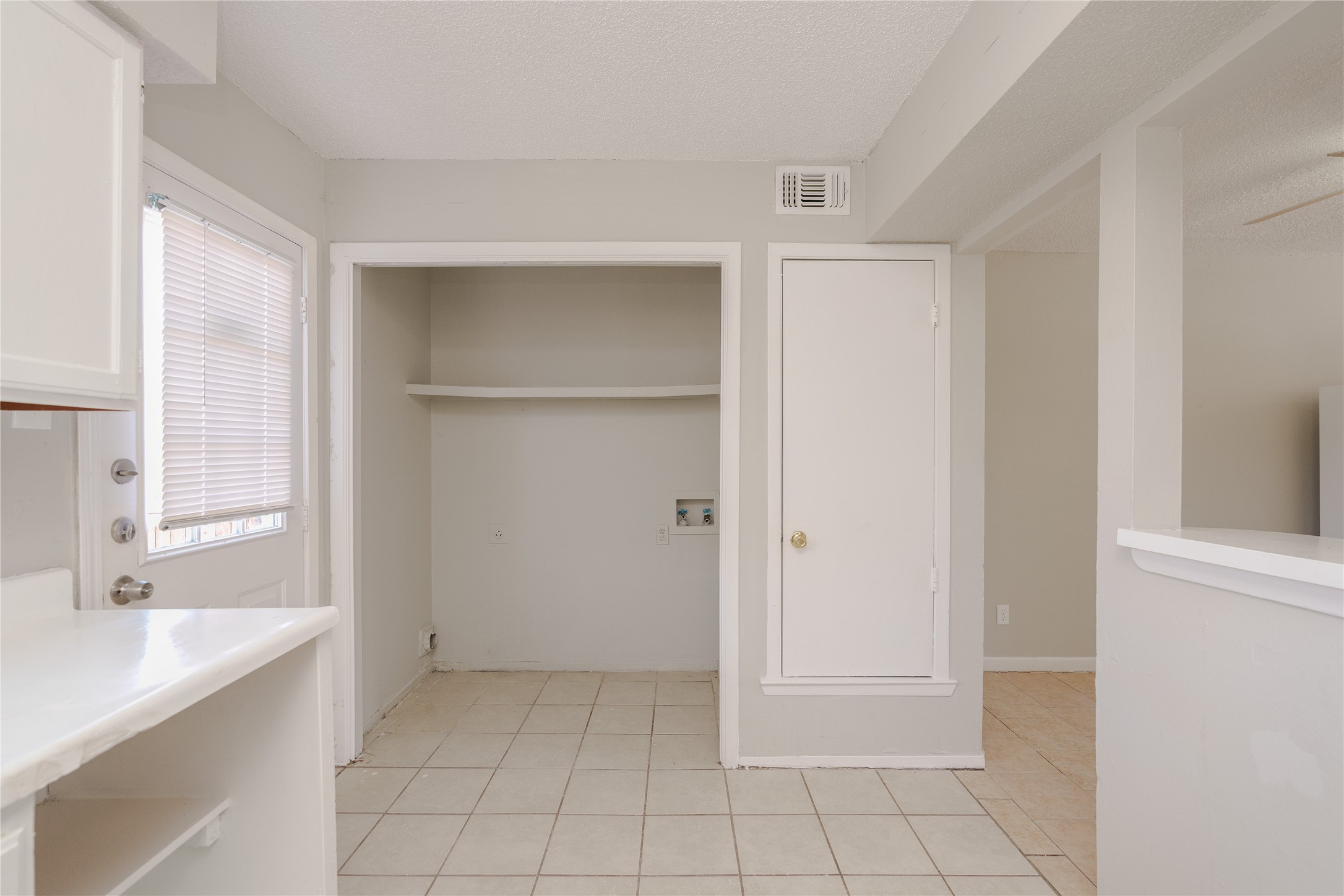 2813 Wimbledon Court Garland TX 75041