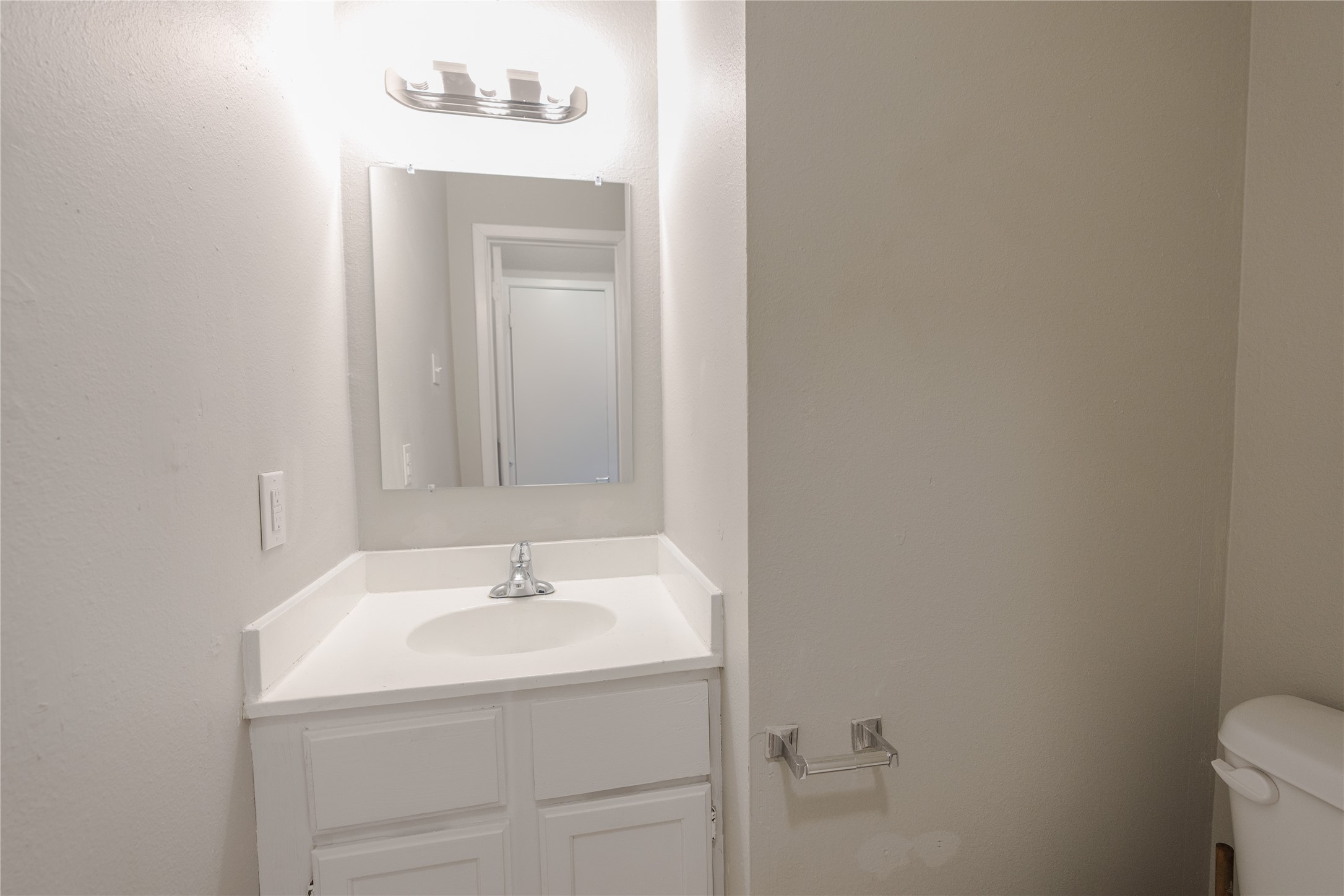 2813 Wimbledon Court Garland TX 75041