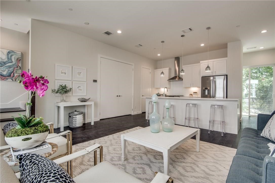 4620 Munger Avenue Dallas TX 75204