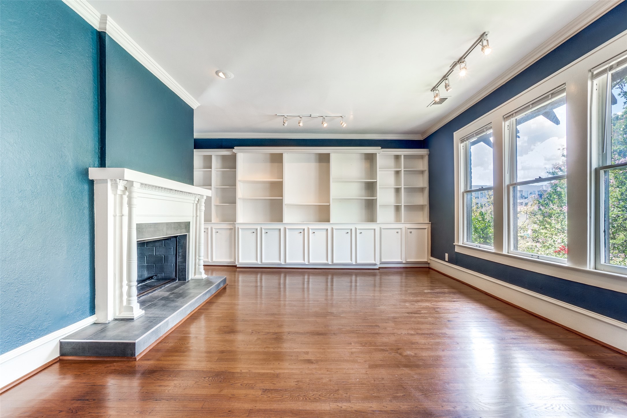 4130 Bowser Avenue Dallas TX 75219