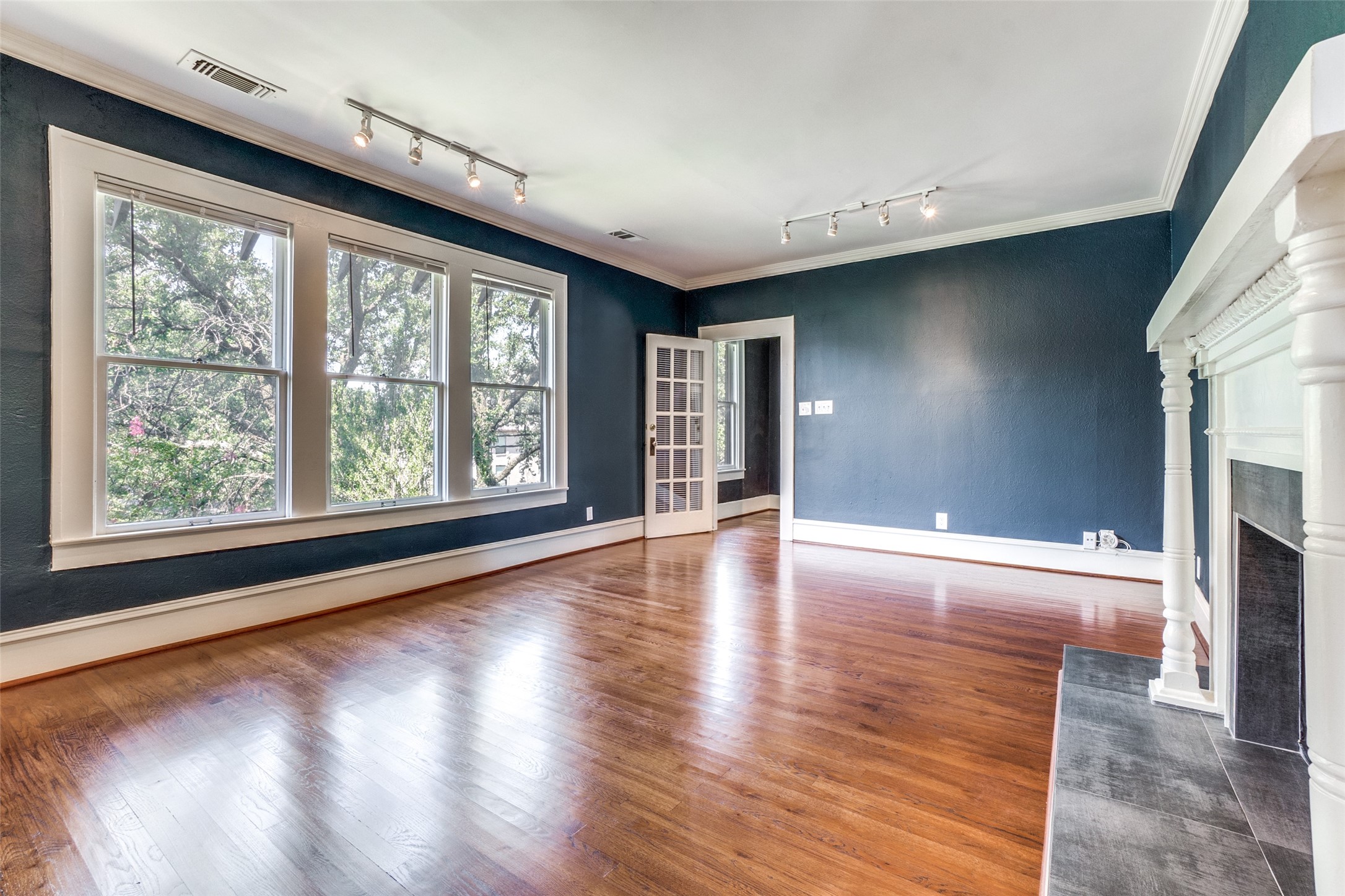 4130 Bowser Avenue Dallas TX 75219