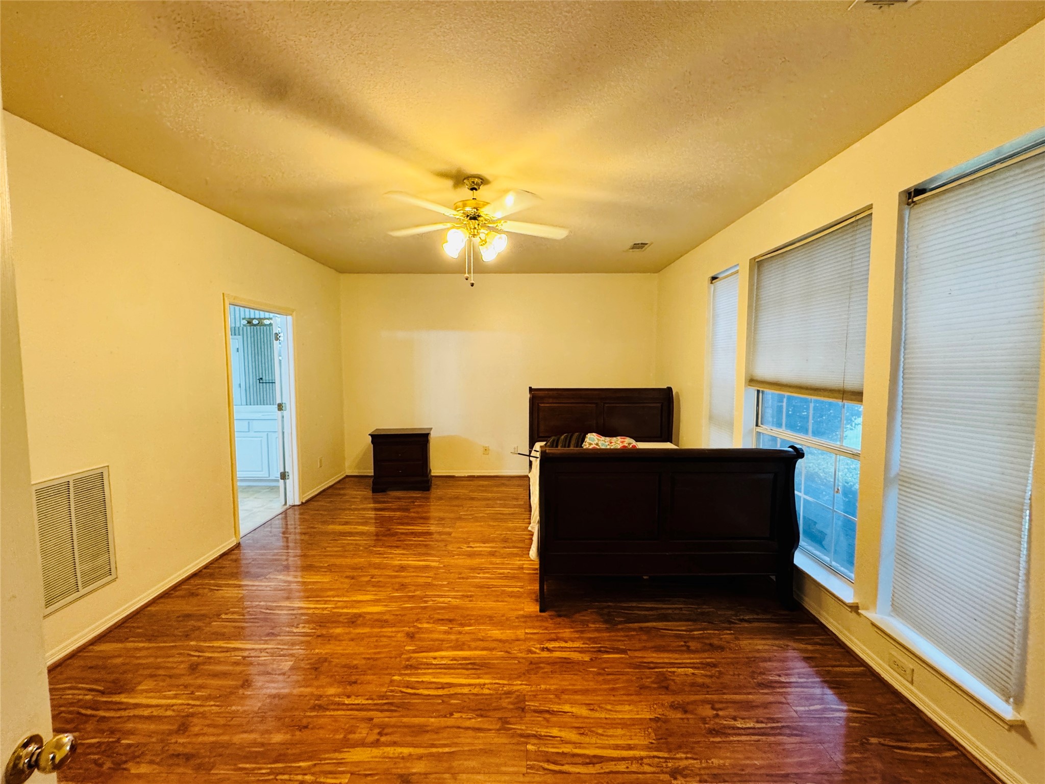 2762 Hillview Drive Lewisville TX 75067