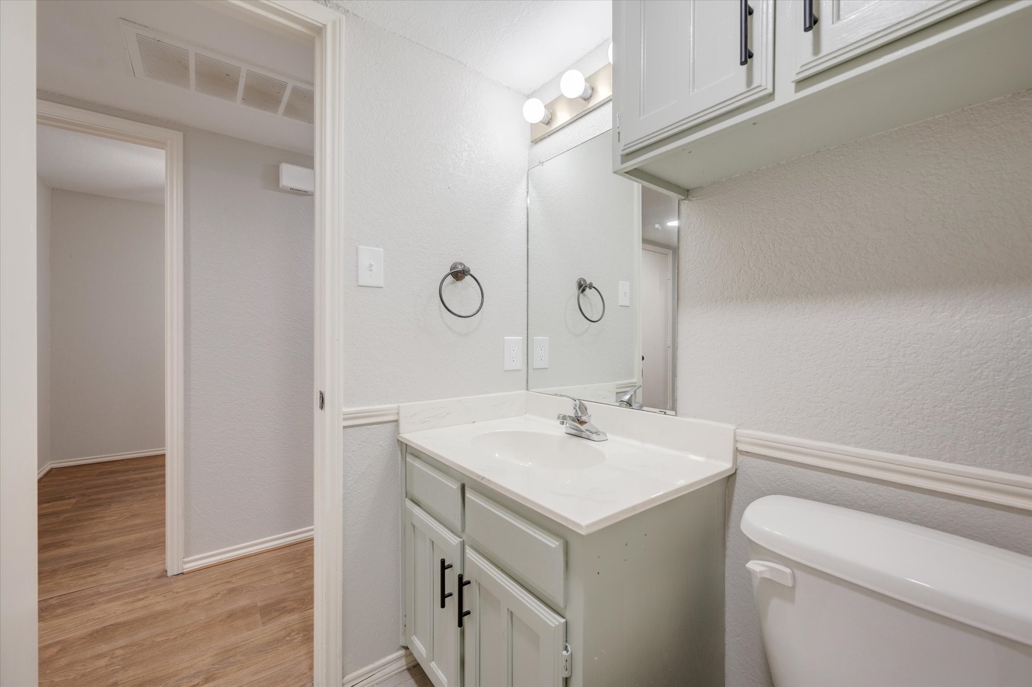 2319 Indigo Lane Arlington TX 76015