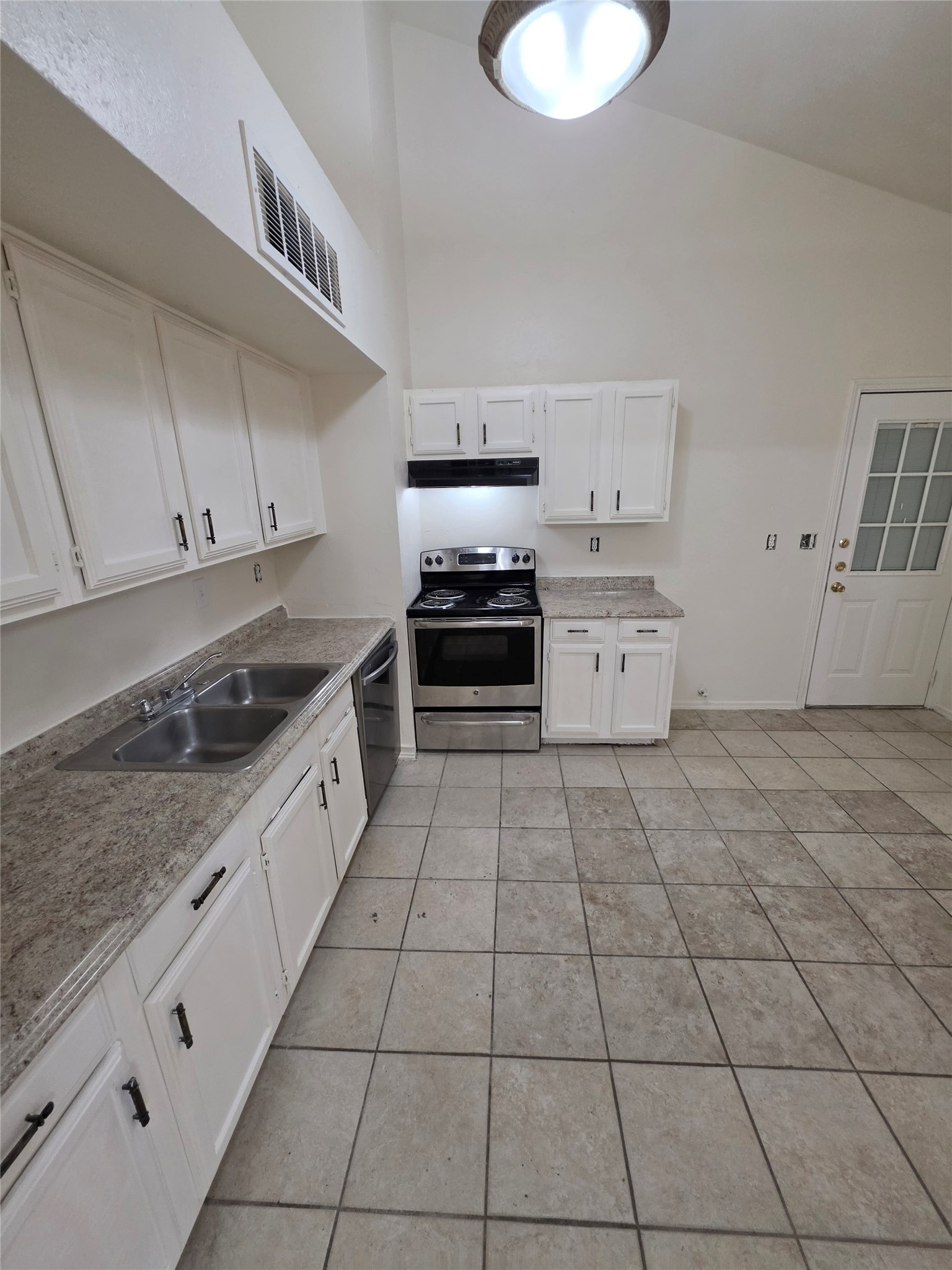 446 Justice Cedar Hill TX 75104