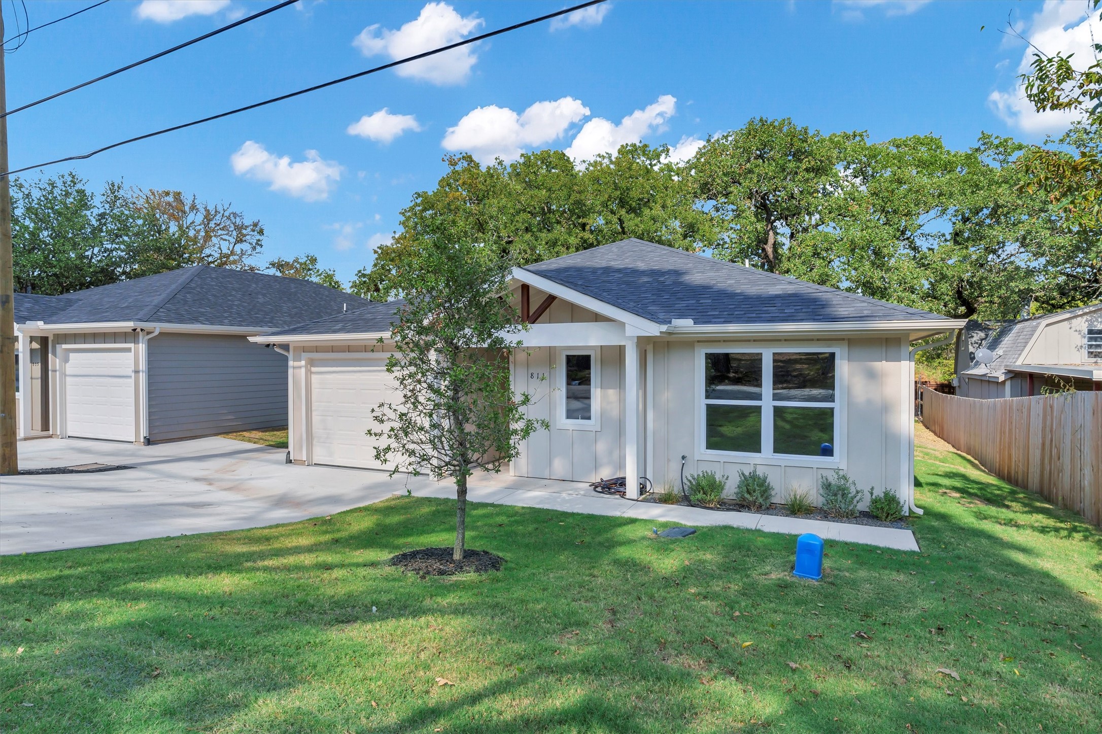 811 Branding Iron Trail Granbury TX 76049