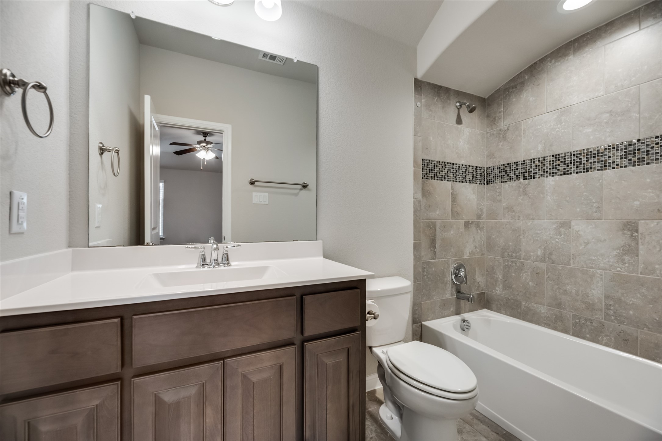 916 Dove Cove Argyle TX 76226