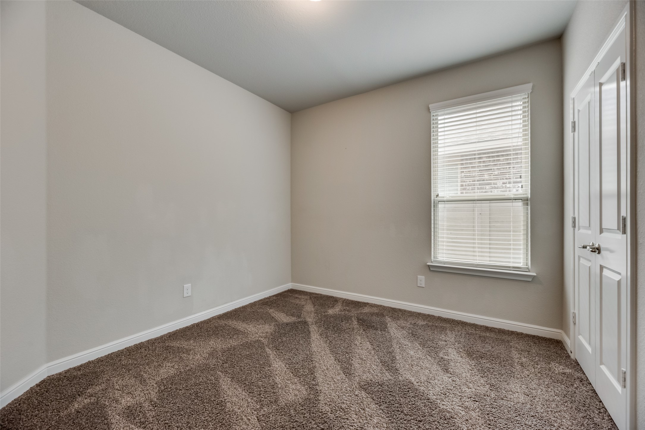 916 Dove Cove Argyle TX 76226