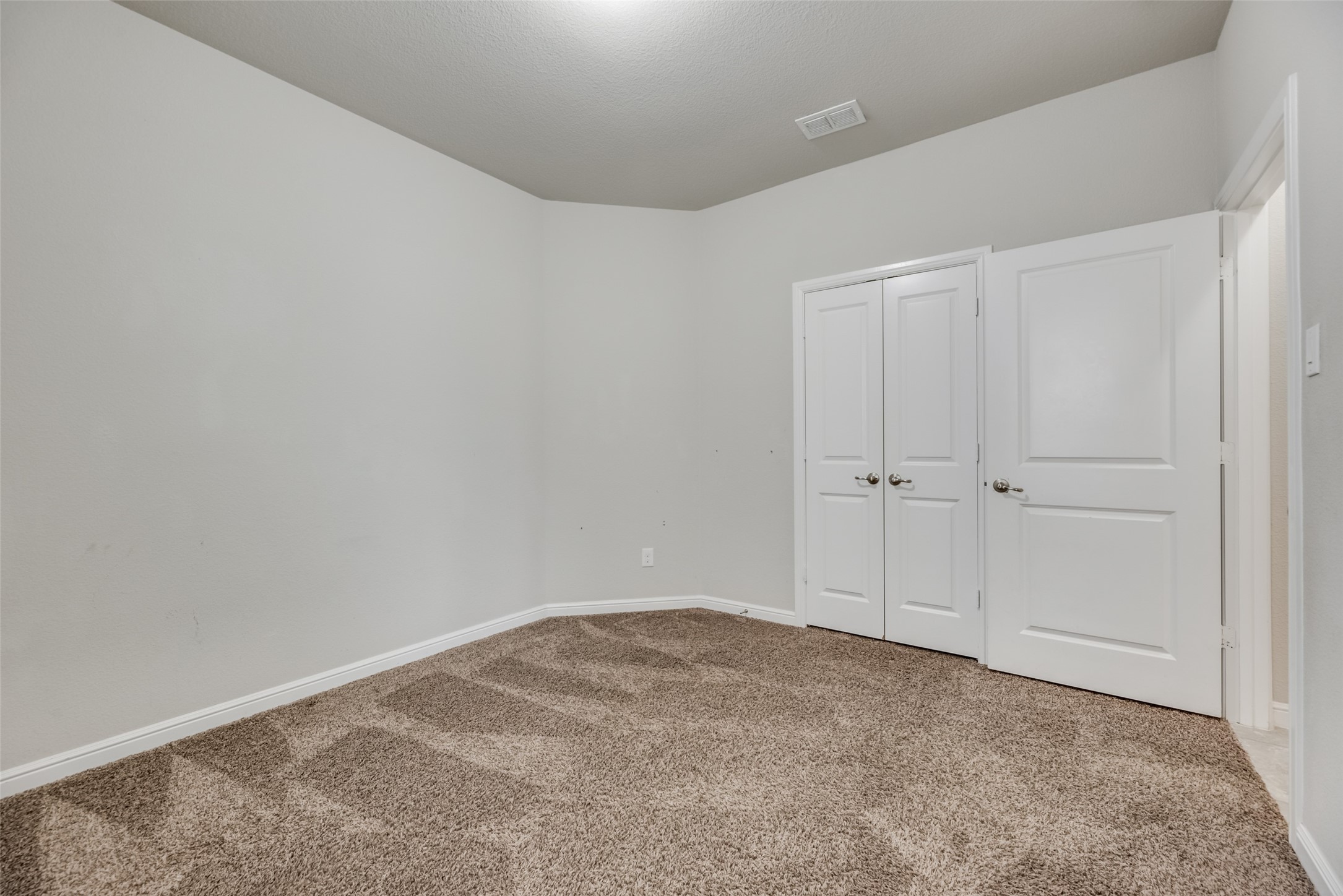 916 Dove Cove Argyle TX 76226