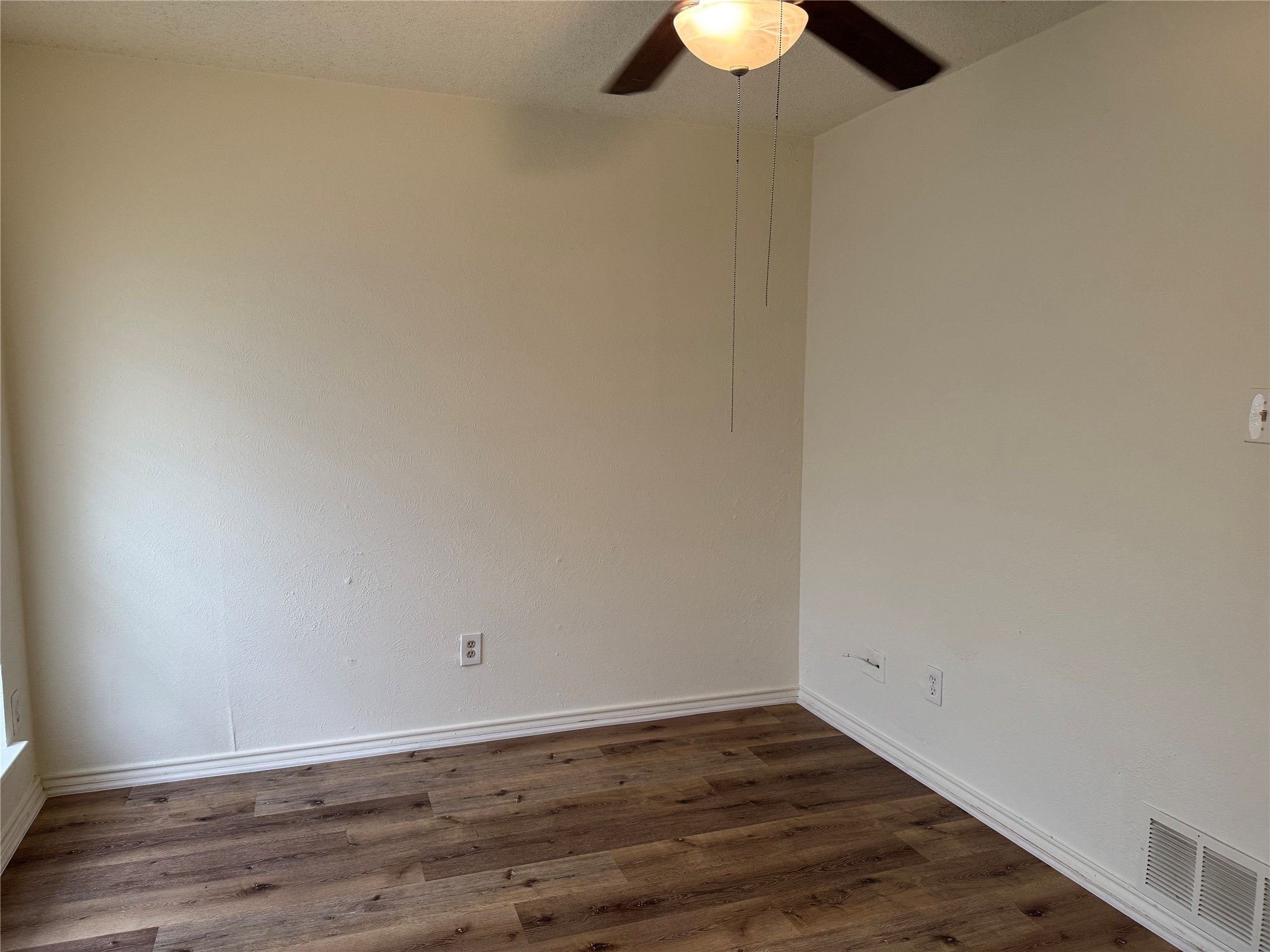 2217 Woodcreek Carrollton TX 75006