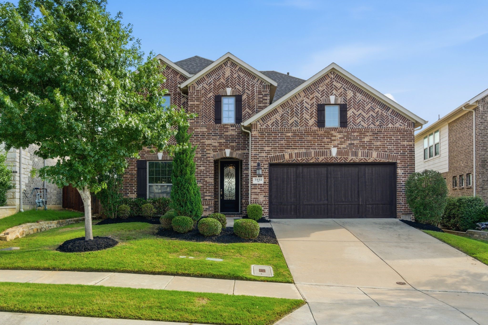 7452 Reverchon Drive Irving TX 75063
