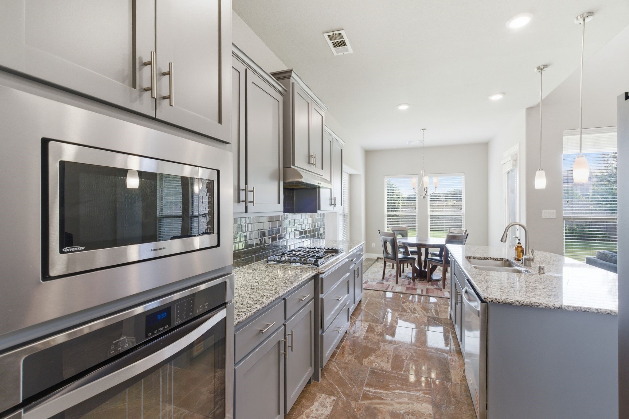 7452 Reverchon Drive Irving TX 75063