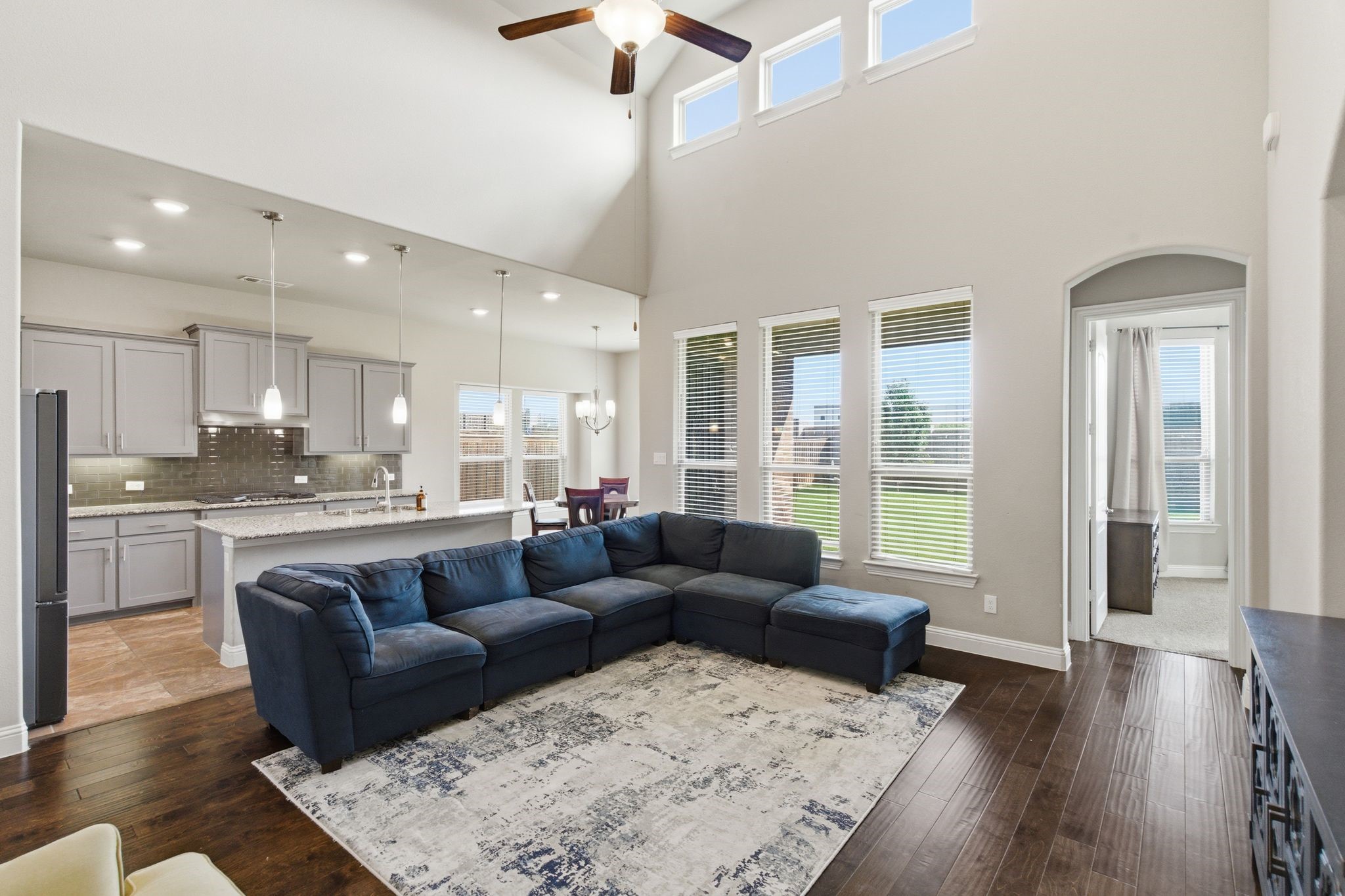 7452 Reverchon Drive Irving TX 75063