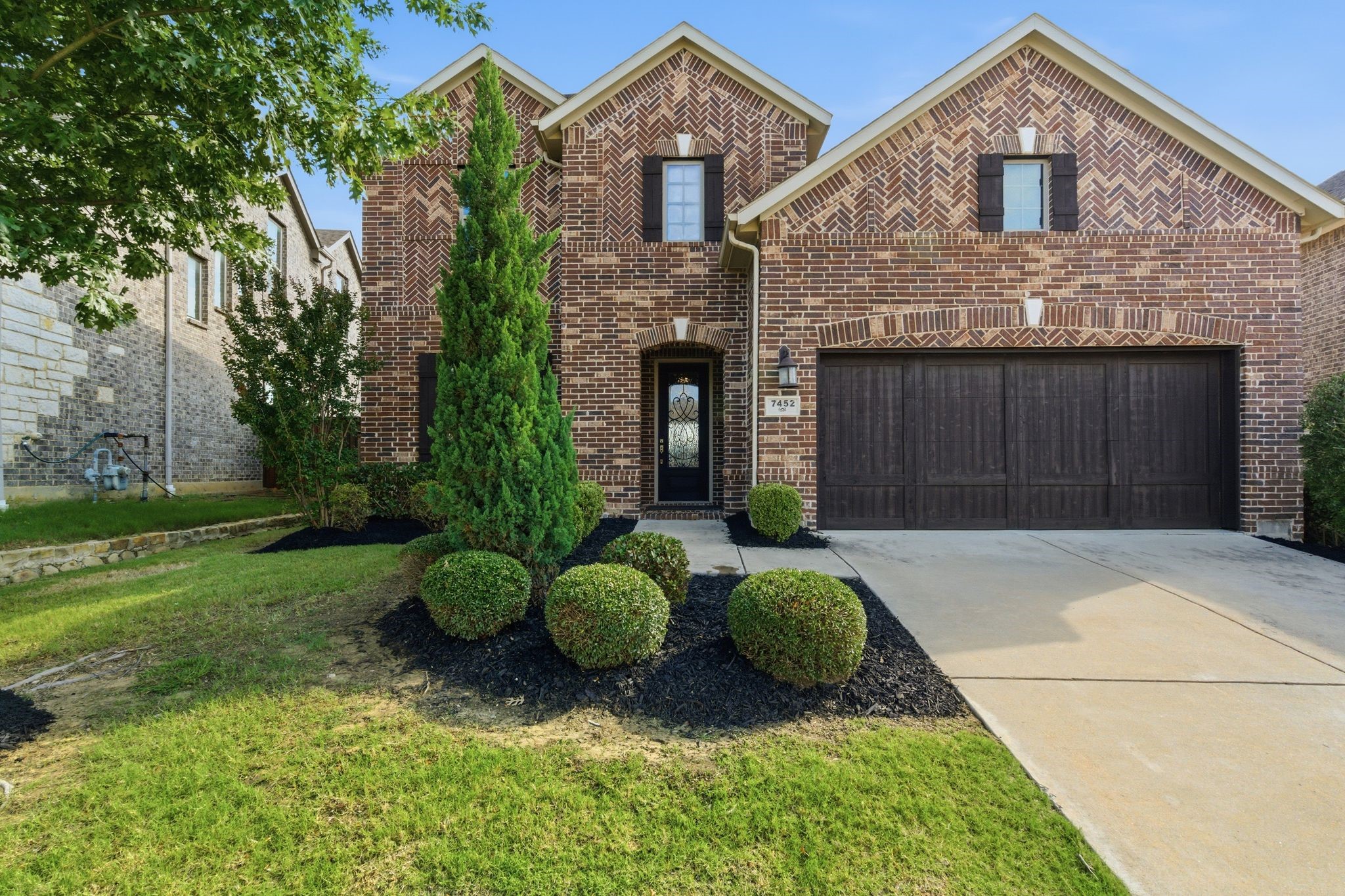 7452 Reverchon Drive Irving TX 75063