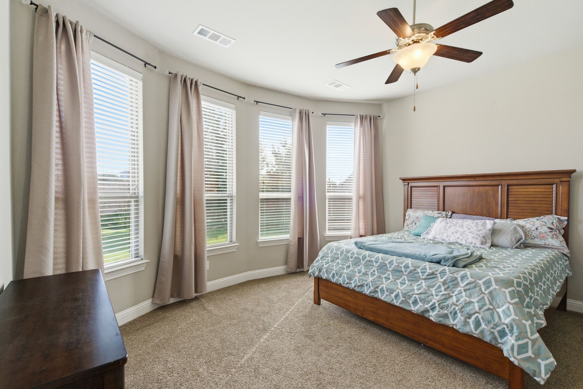 7452 Reverchon Drive Irving TX 75063
