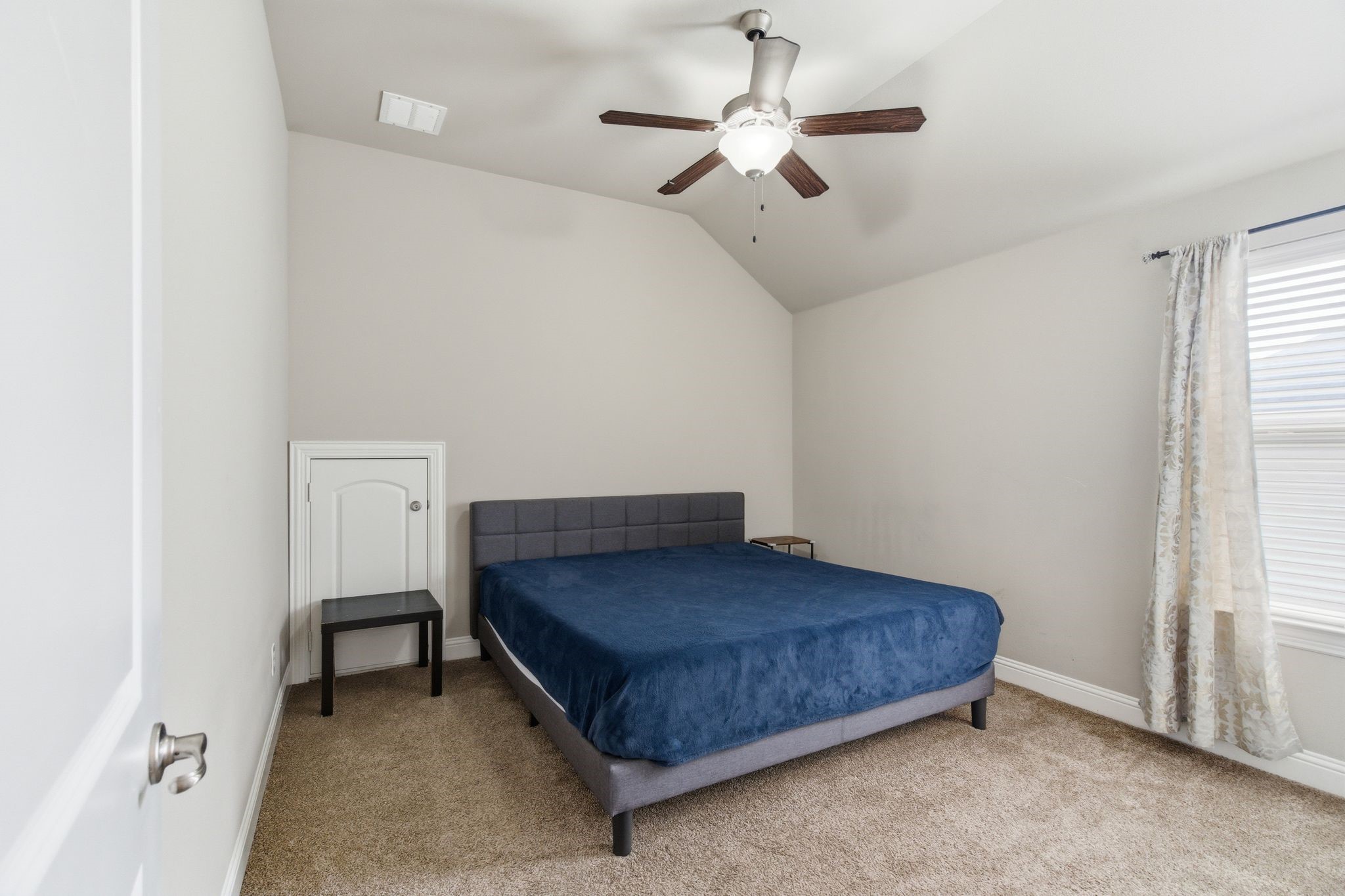 7452 Reverchon Drive Irving TX 75063