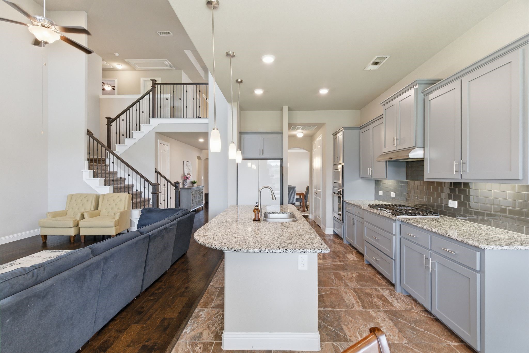 7452 Reverchon Drive Irving TX 75063