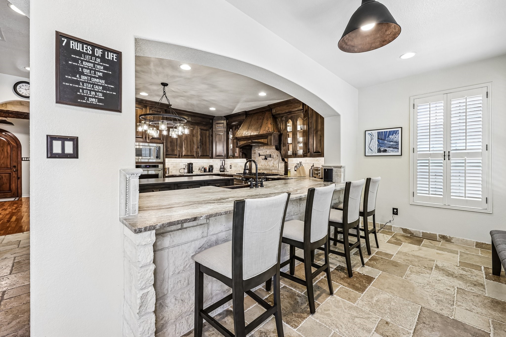 221 N Lucas Drive Grapevine TX 76051