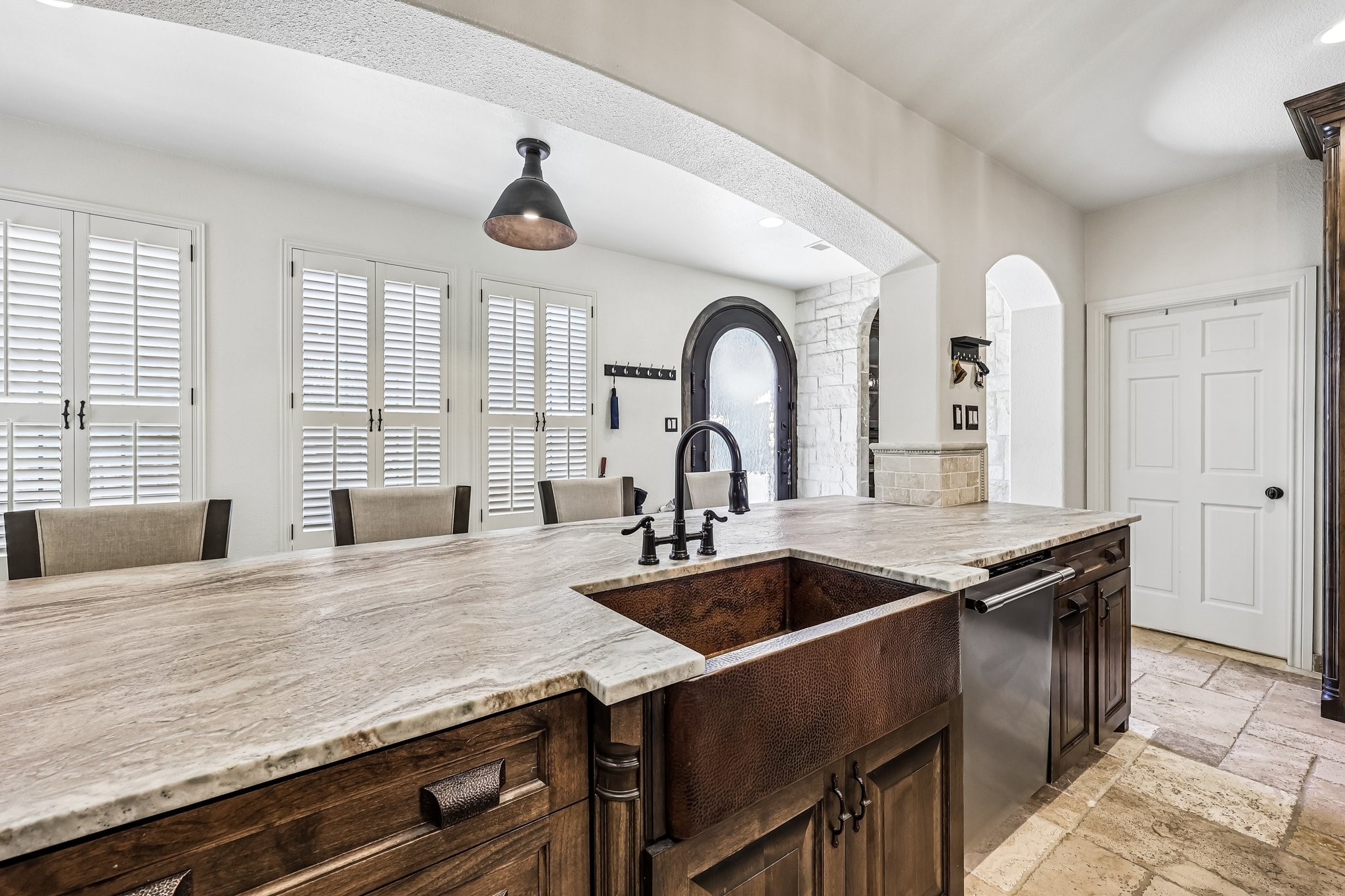 221 N Lucas Drive Grapevine TX 76051