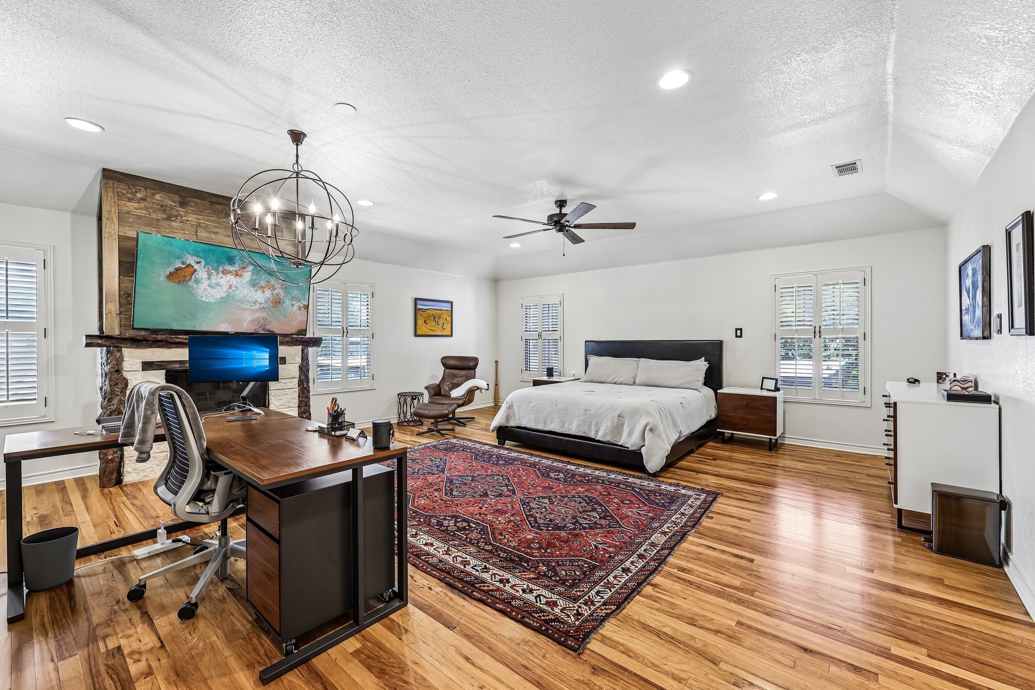 221 N Lucas Drive Grapevine TX 76051