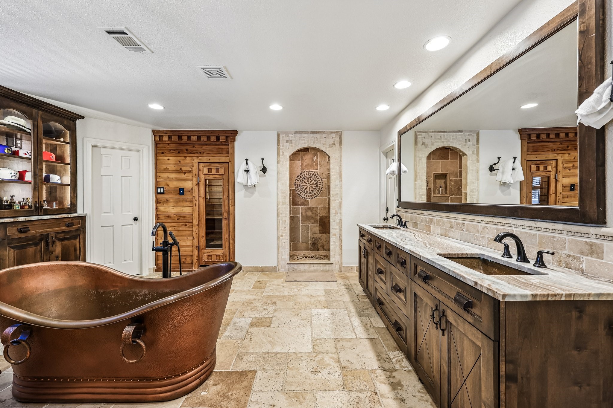 221 N Lucas Drive Grapevine TX 76051