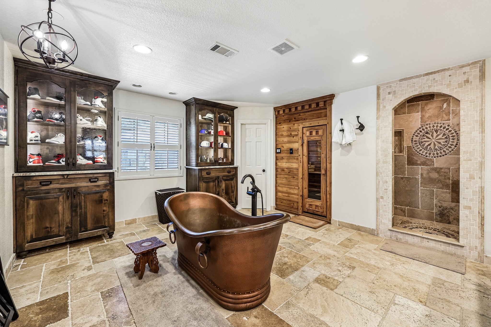 221 N Lucas Drive Grapevine TX 76051