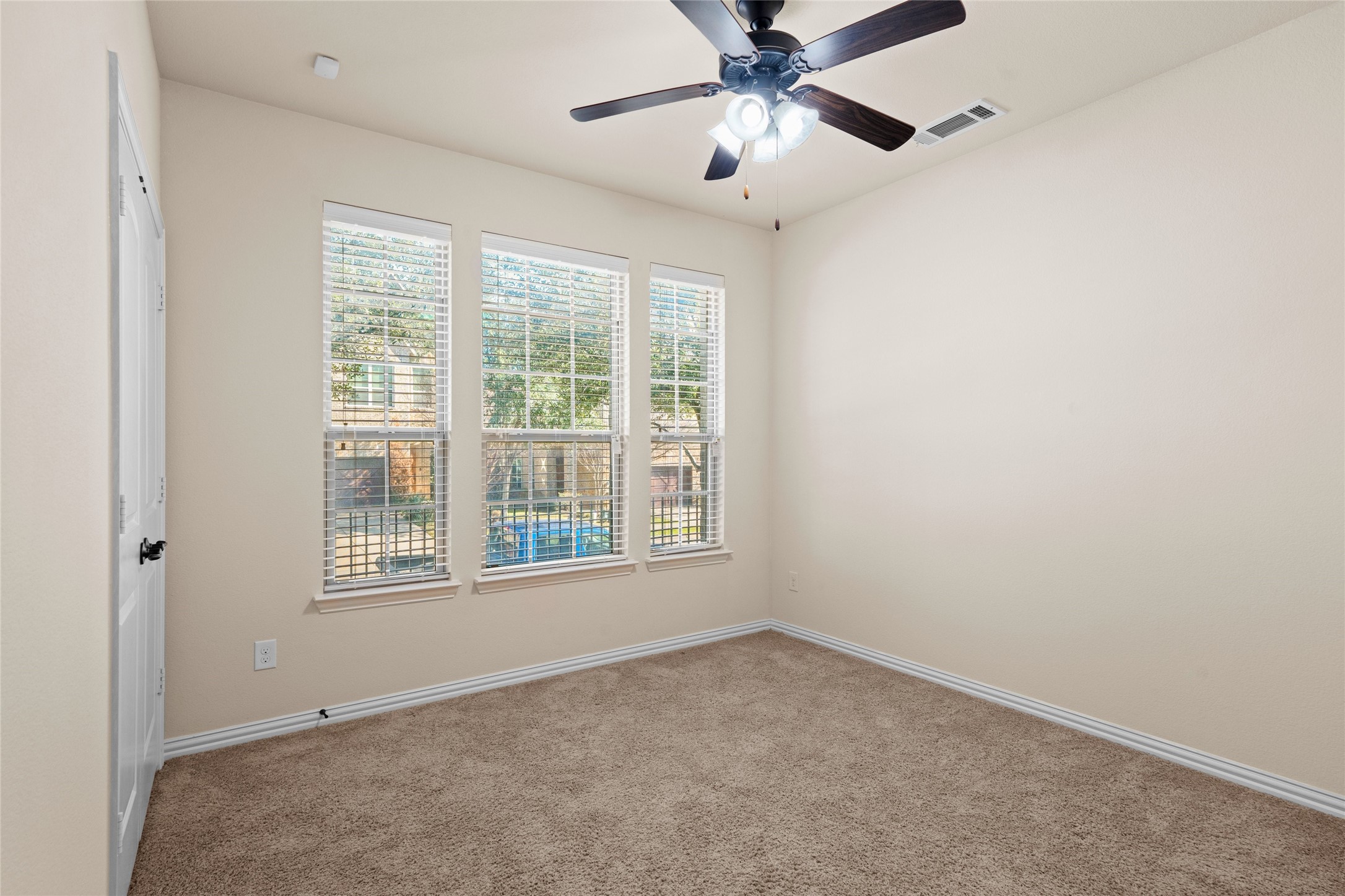 6465 Naples Drive Irving TX 75039