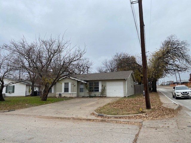 1502 N Pikeview Terrace Arlington TX 76011