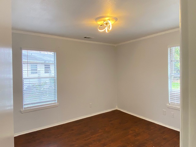 1502 N Pikeview Terrace Arlington TX 76011