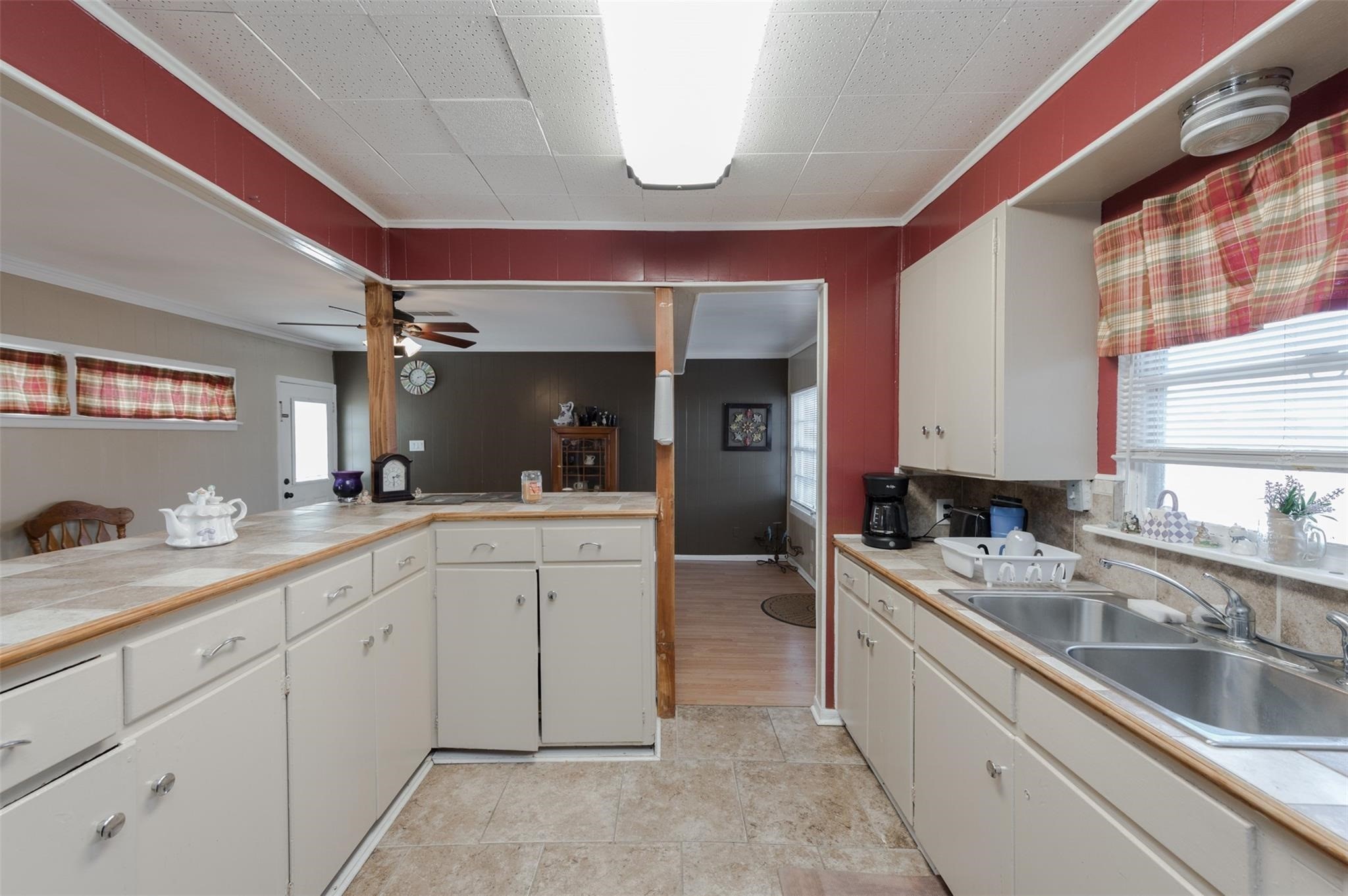 221 W Burton Street Sherman TX 75092