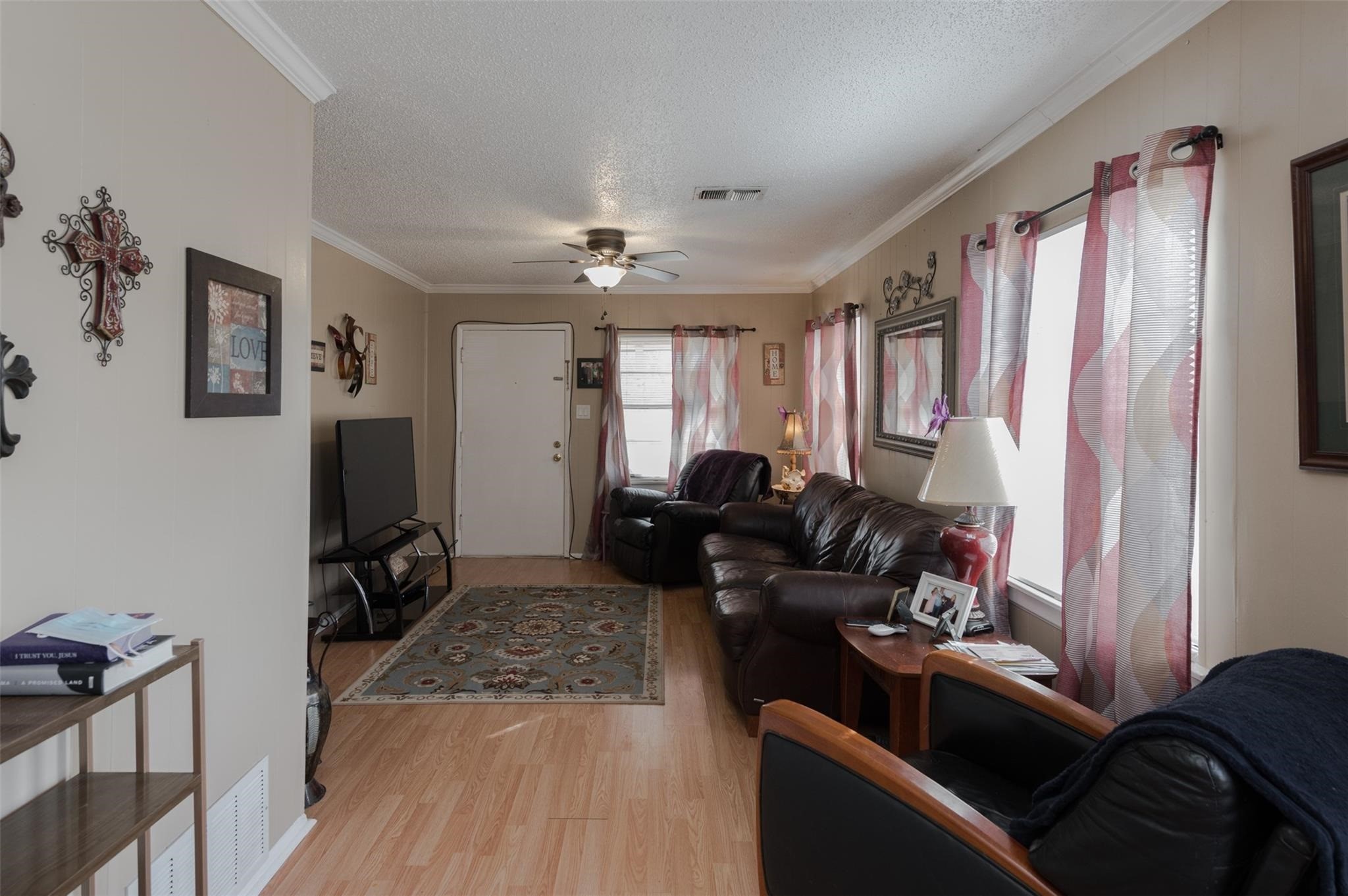 221 W Burton Street Sherman TX 75092