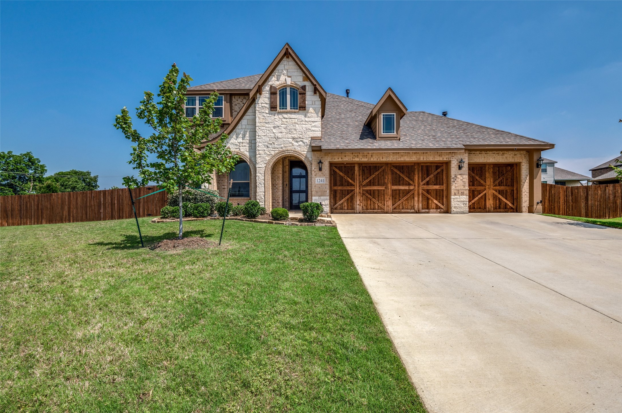 1241 Ronald Street Desoto TX 75115