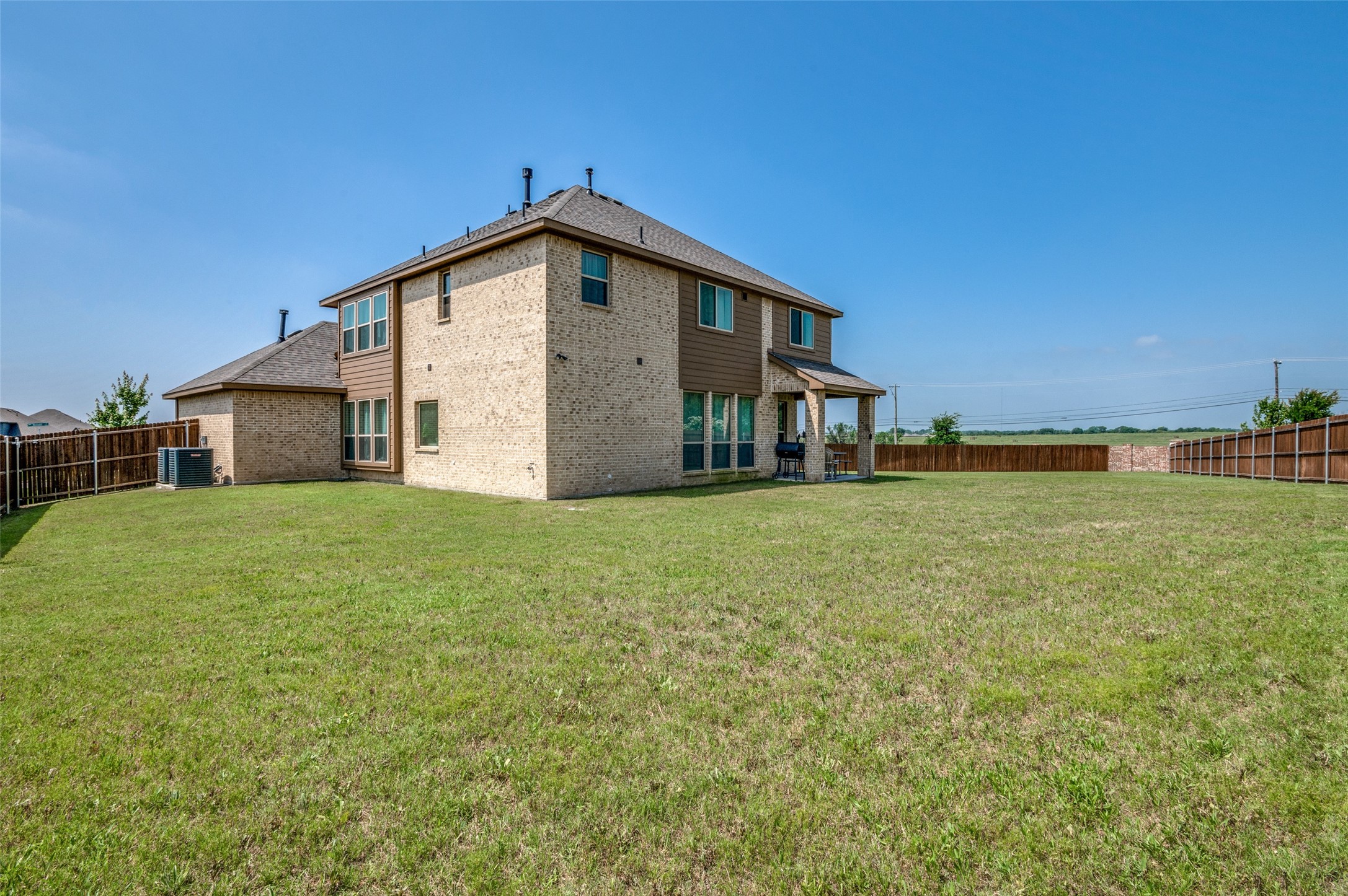 1241 Ronald Street Desoto TX 75115