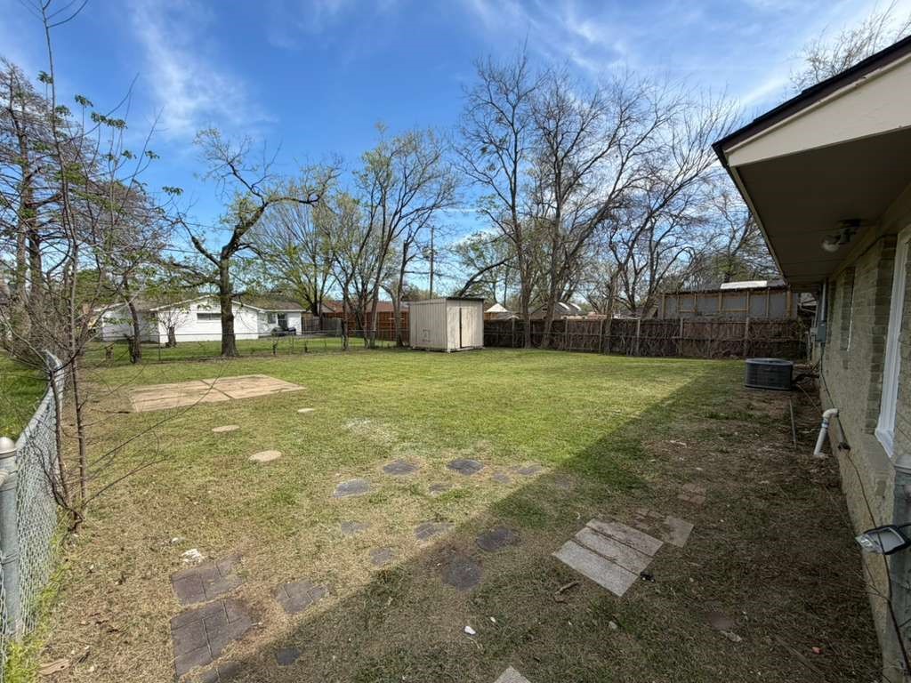 1709 Dorothy Drive Grand Prairie TX 75051