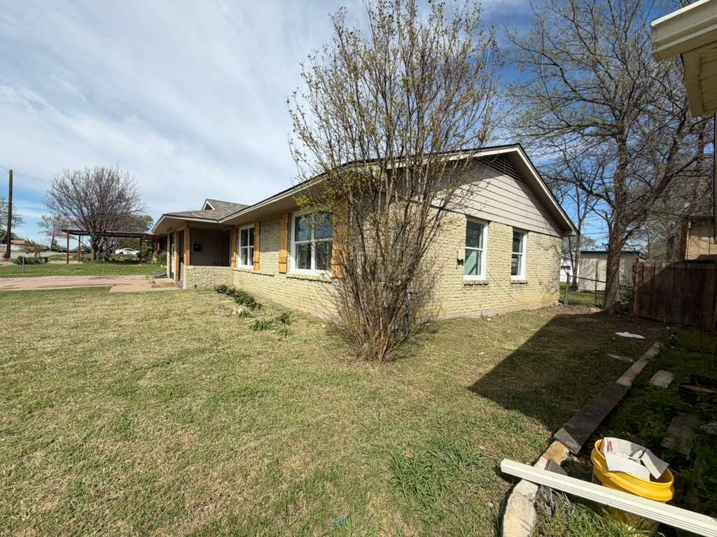 1709 Dorothy Drive Grand Prairie TX 75051