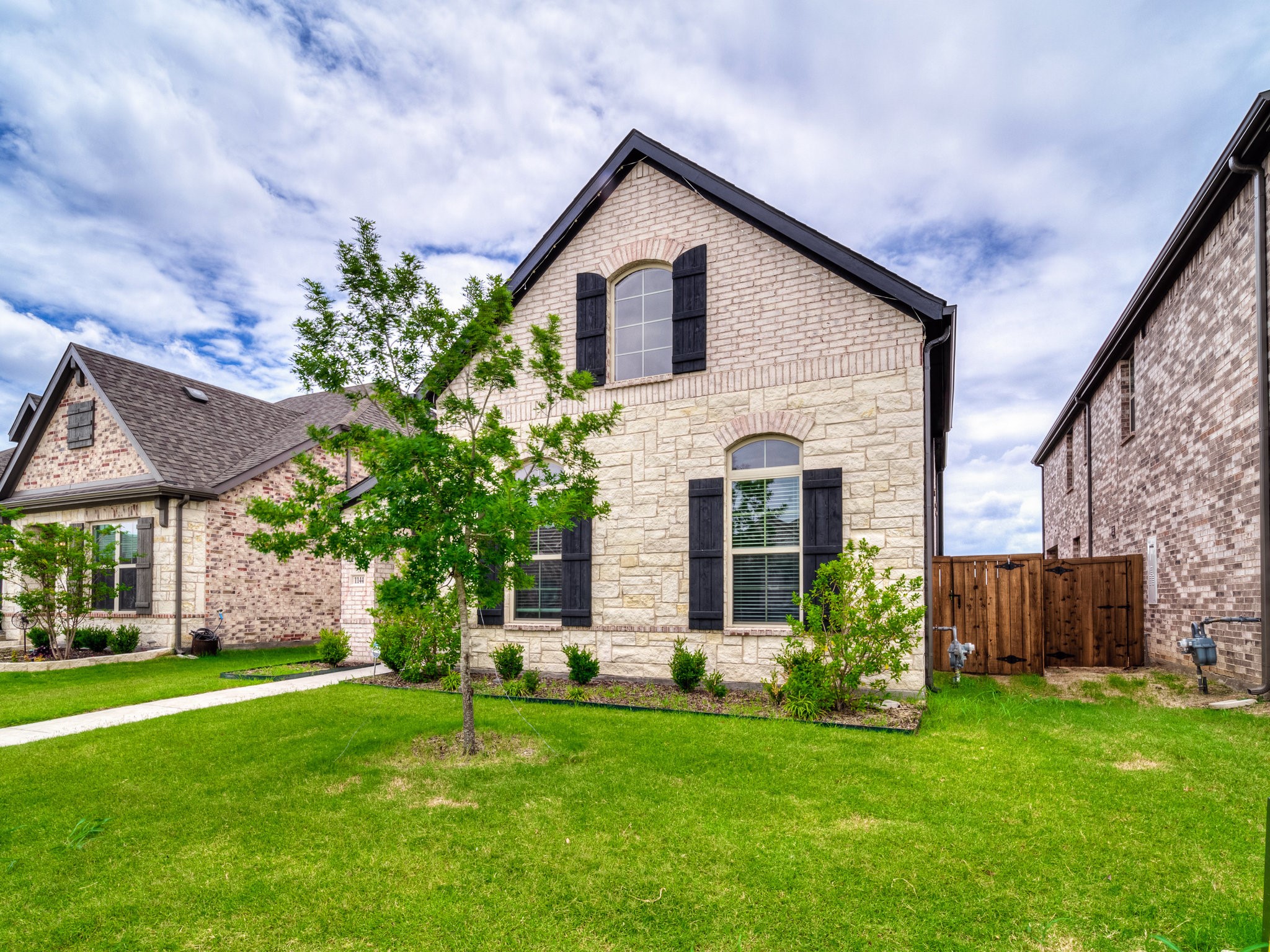 1144 Western Yarrow Avenue Justin TX 76247
