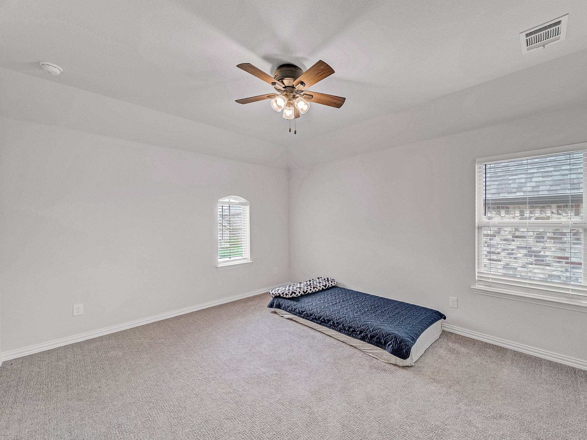 1144 Western Yarrow Avenue Justin TX 76247