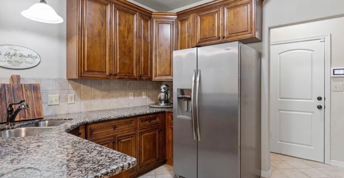 5209 Park Drive River Oaks TX 76114