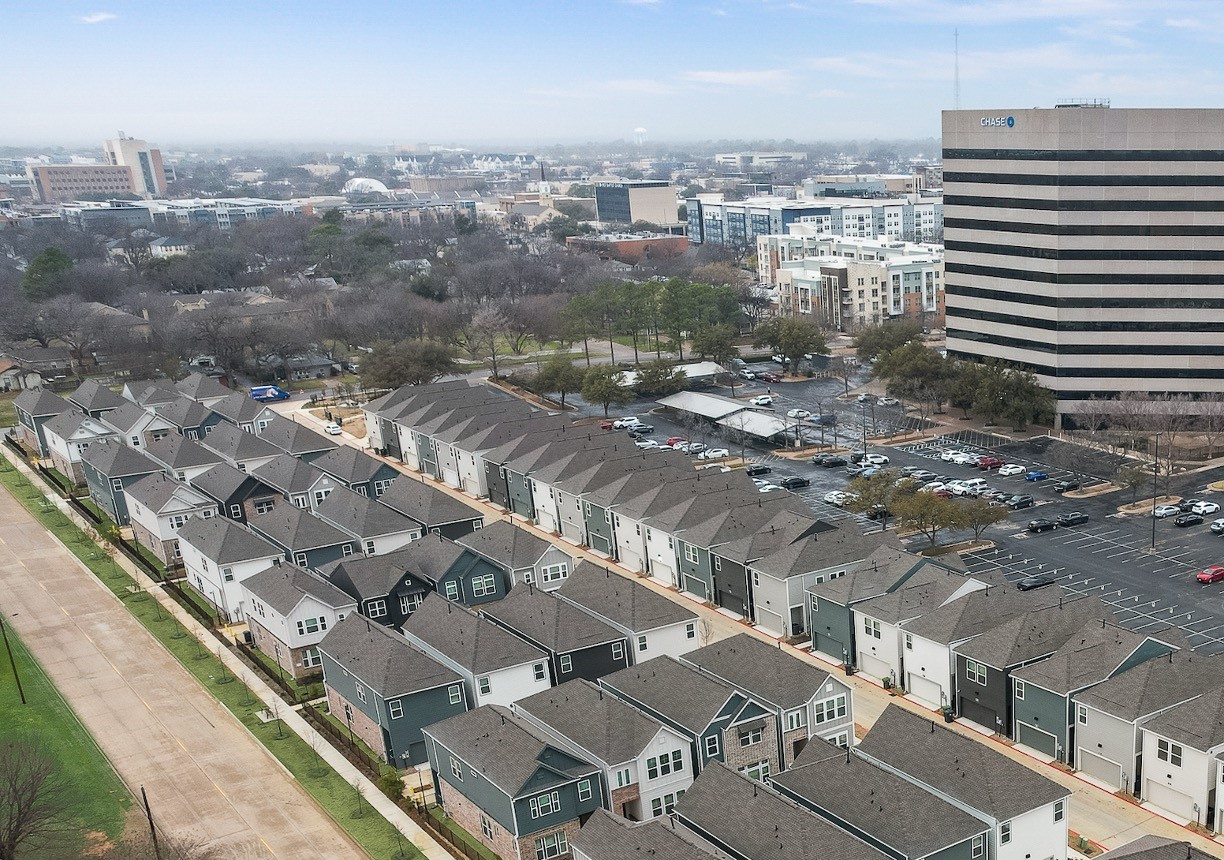 530 Mission Trail Arlington TX 76010