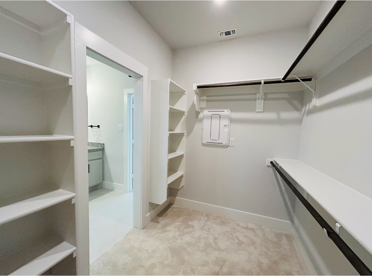 530 Mission Trail Arlington TX 76010
