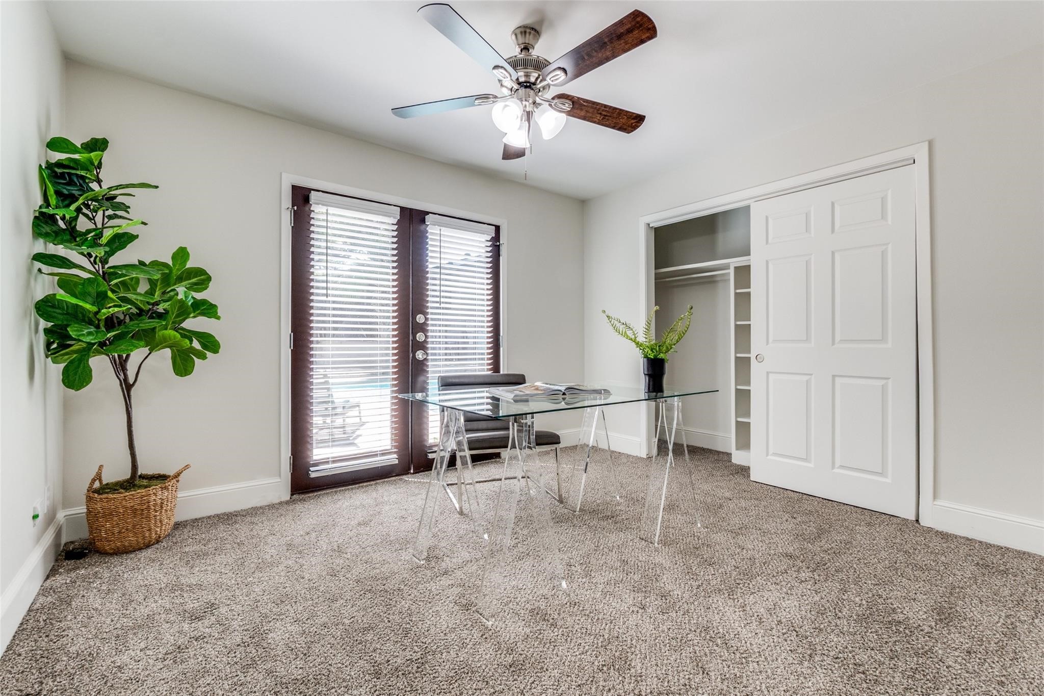 10211 Regal Oaks Drive Dallas TX 75230