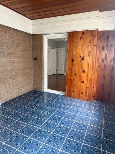 2701 Stuart Drive Fort Worth TX 76104