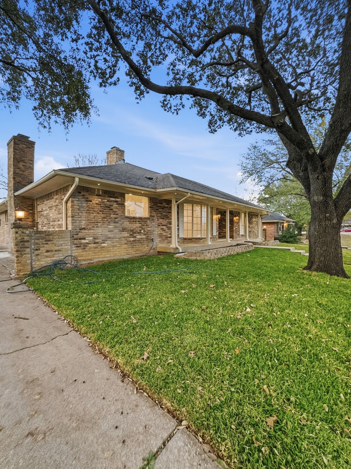 2409 Castle Street Irving TX 75038