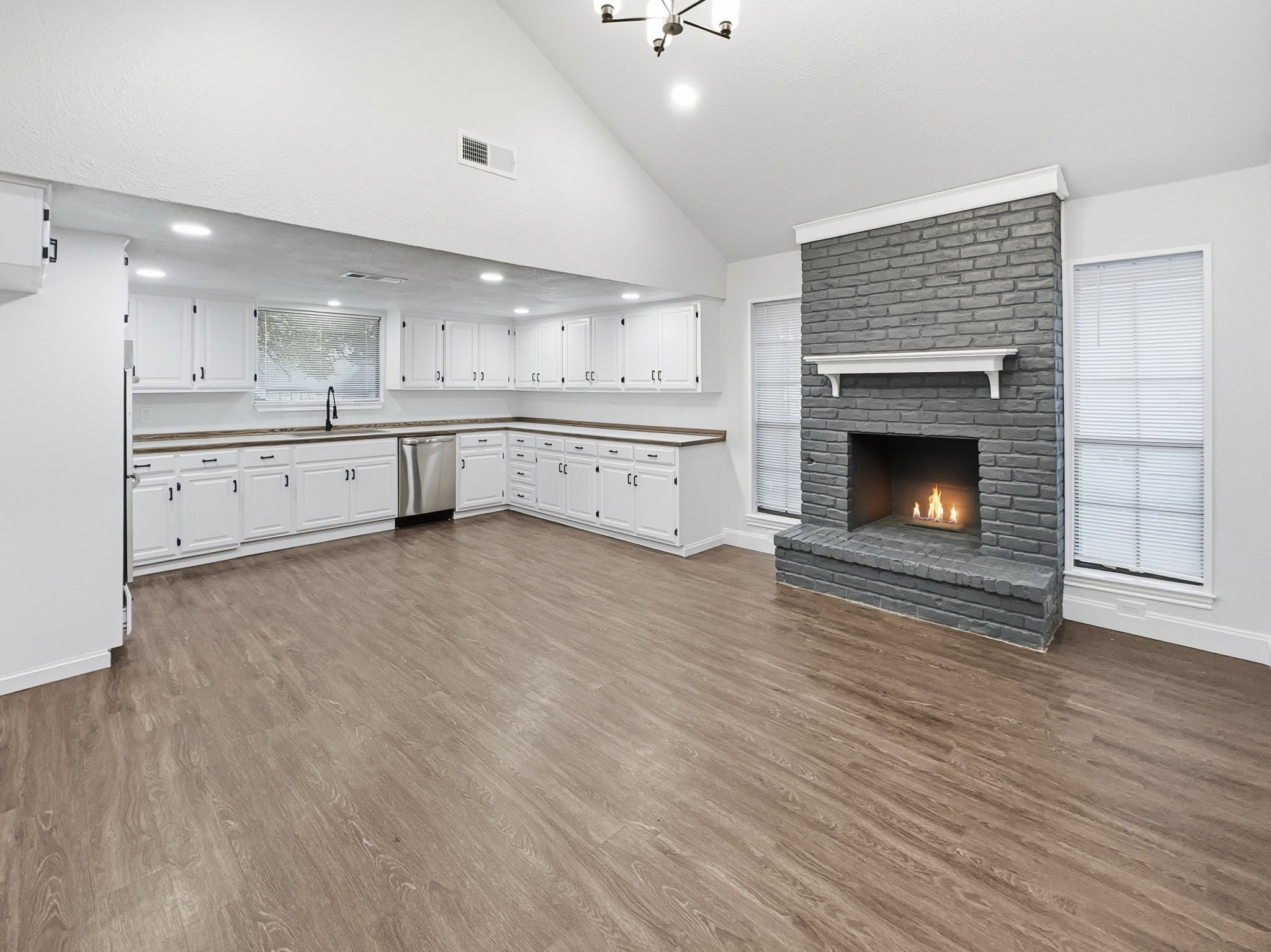 2409 Castle Street Irving TX 75038