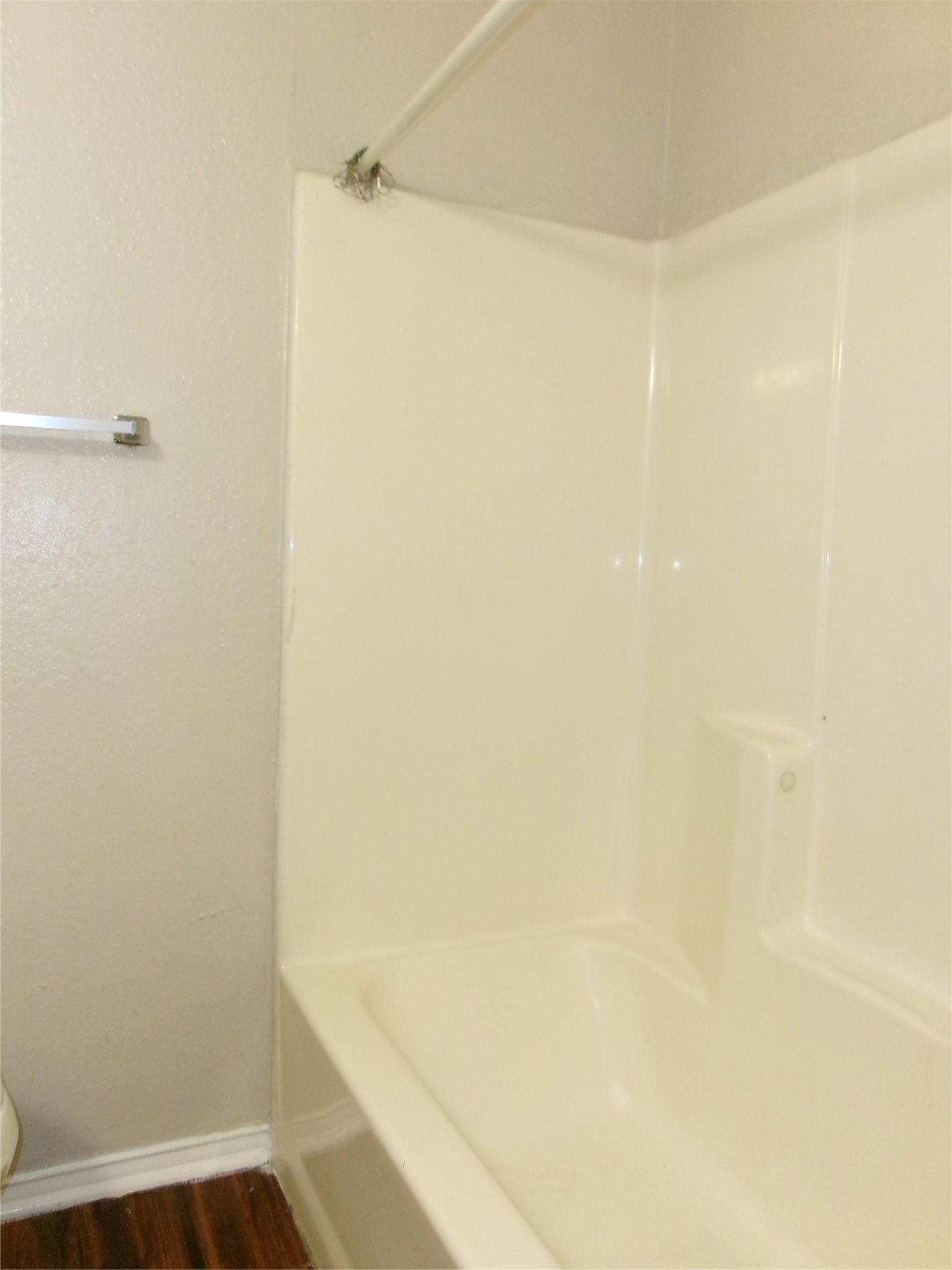 1817 Family Circle Grand Prairie TX 75051
