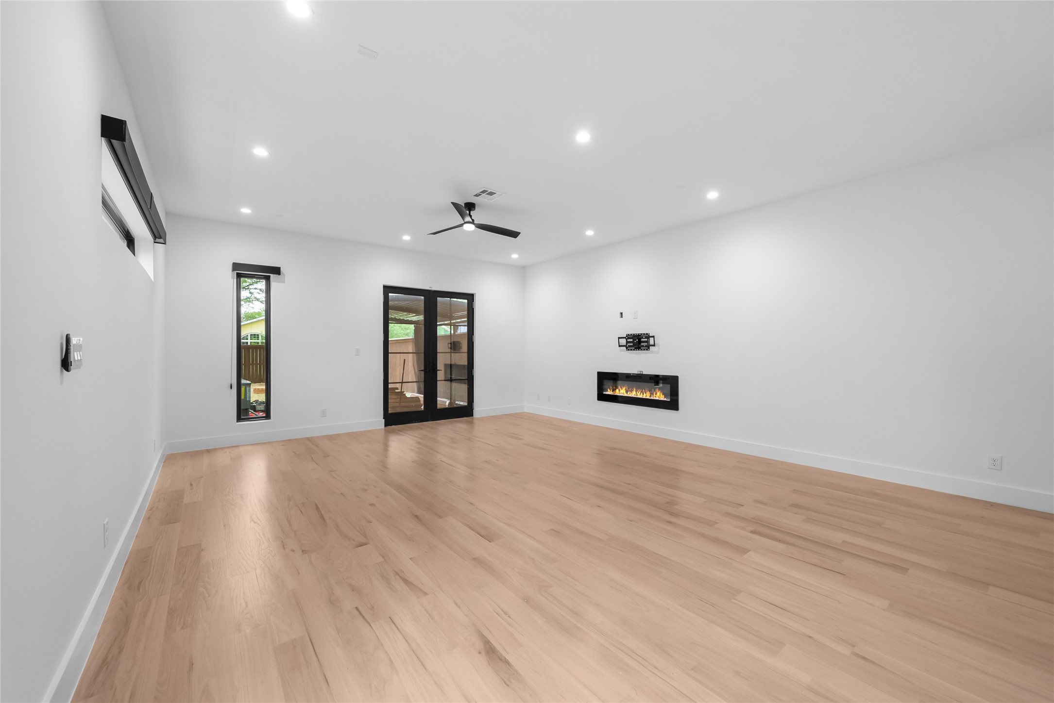 5227 Lindsley Avenue Dallas TX 75223