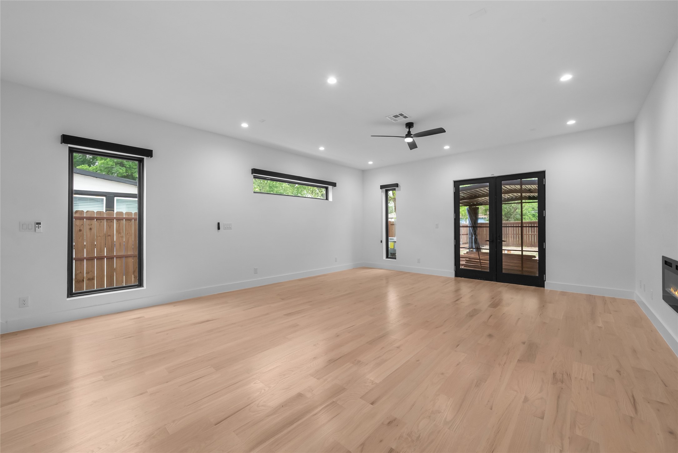 5227 Lindsley Avenue Dallas TX 75223