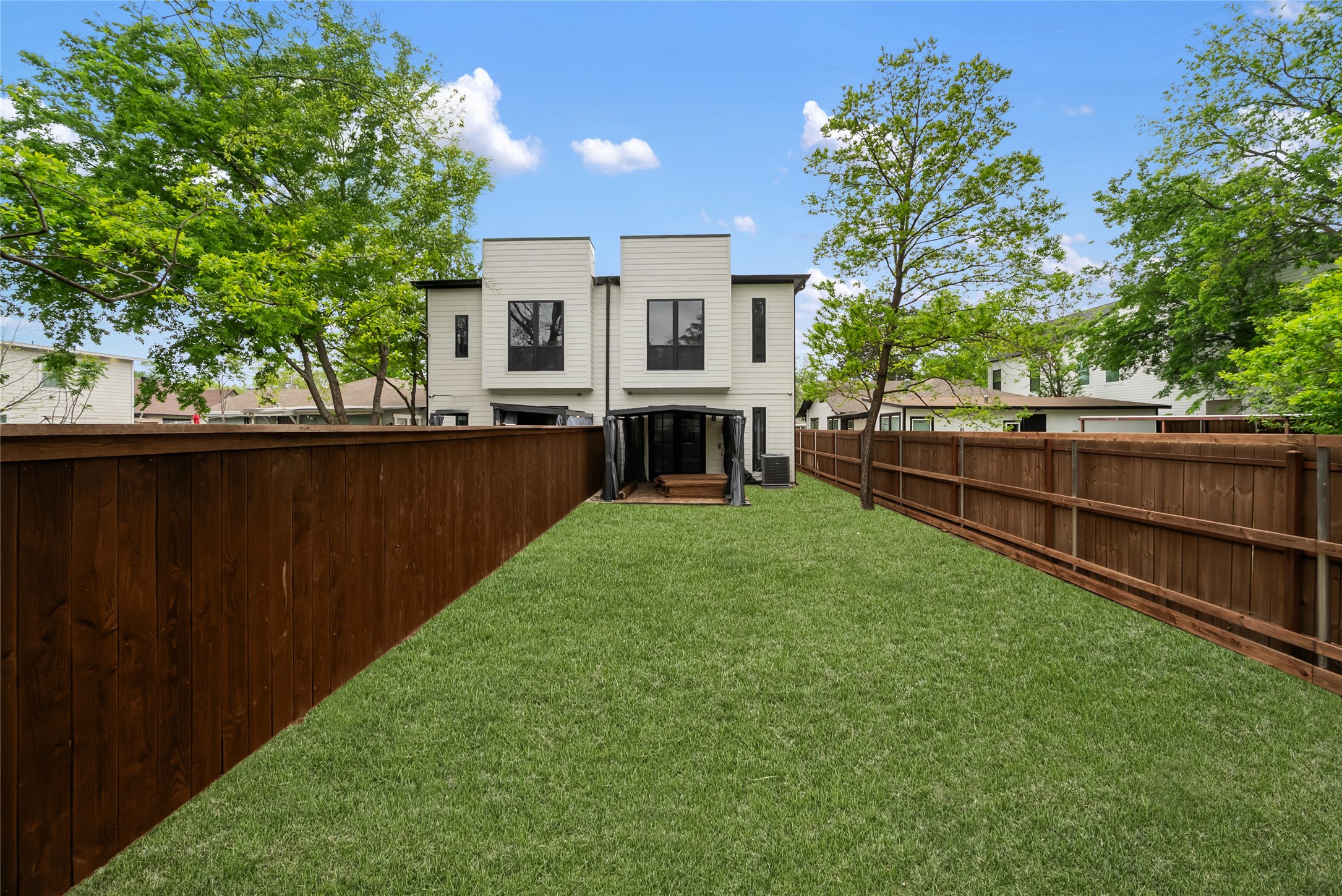 5227 Lindsley Avenue Dallas TX 75223